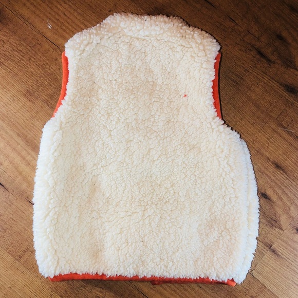 Splendid Sleeveless Puffy Vest 6-12 mo - Picture 2 of 5